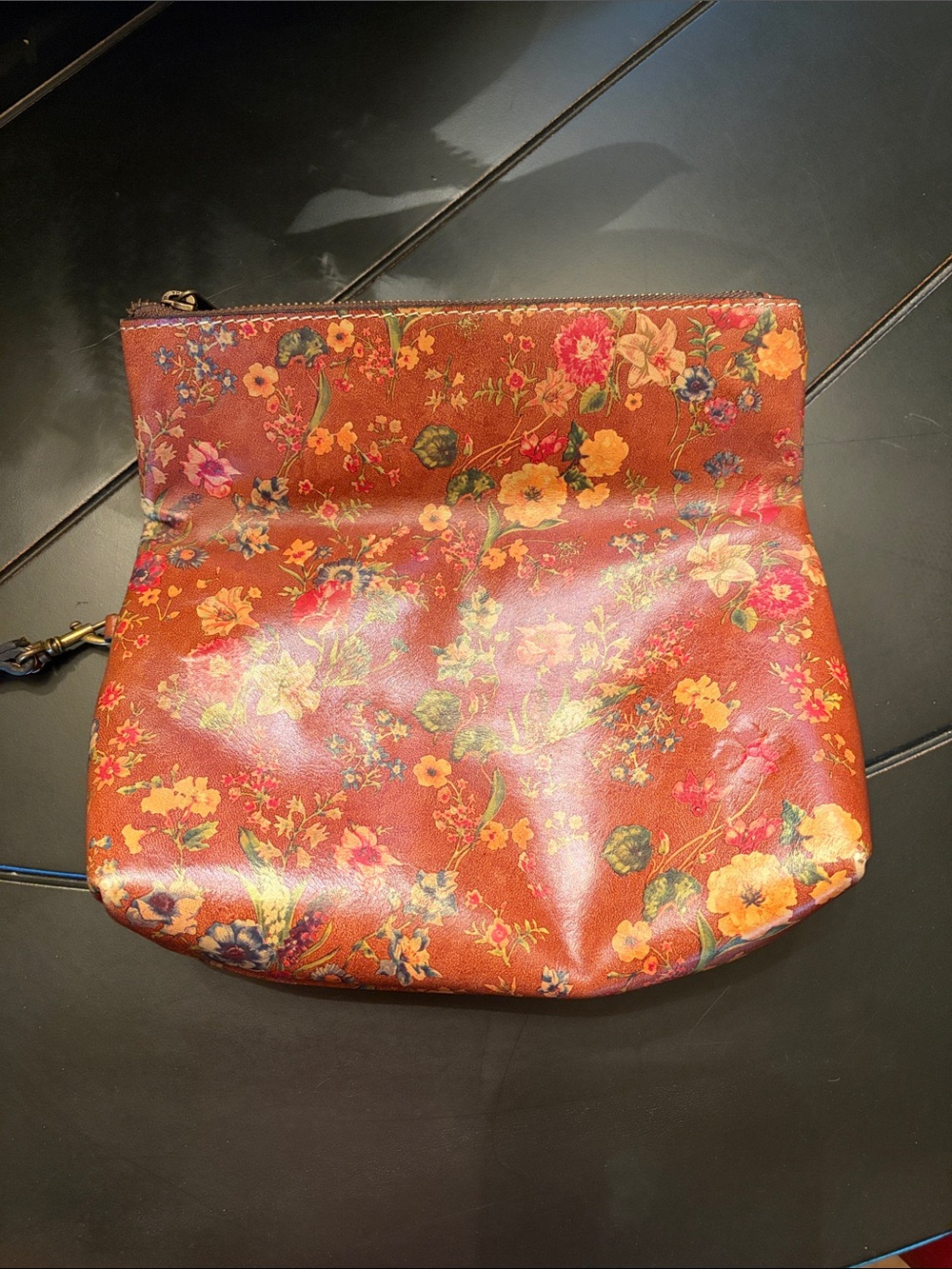 Patricia Nash Valerie Rose Clutch Wristlet - Picture 3 of 5